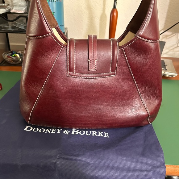 Dooney & Bourke Wine Leather Saddle Purse with Contrast Stitching - Picture 5 of 7